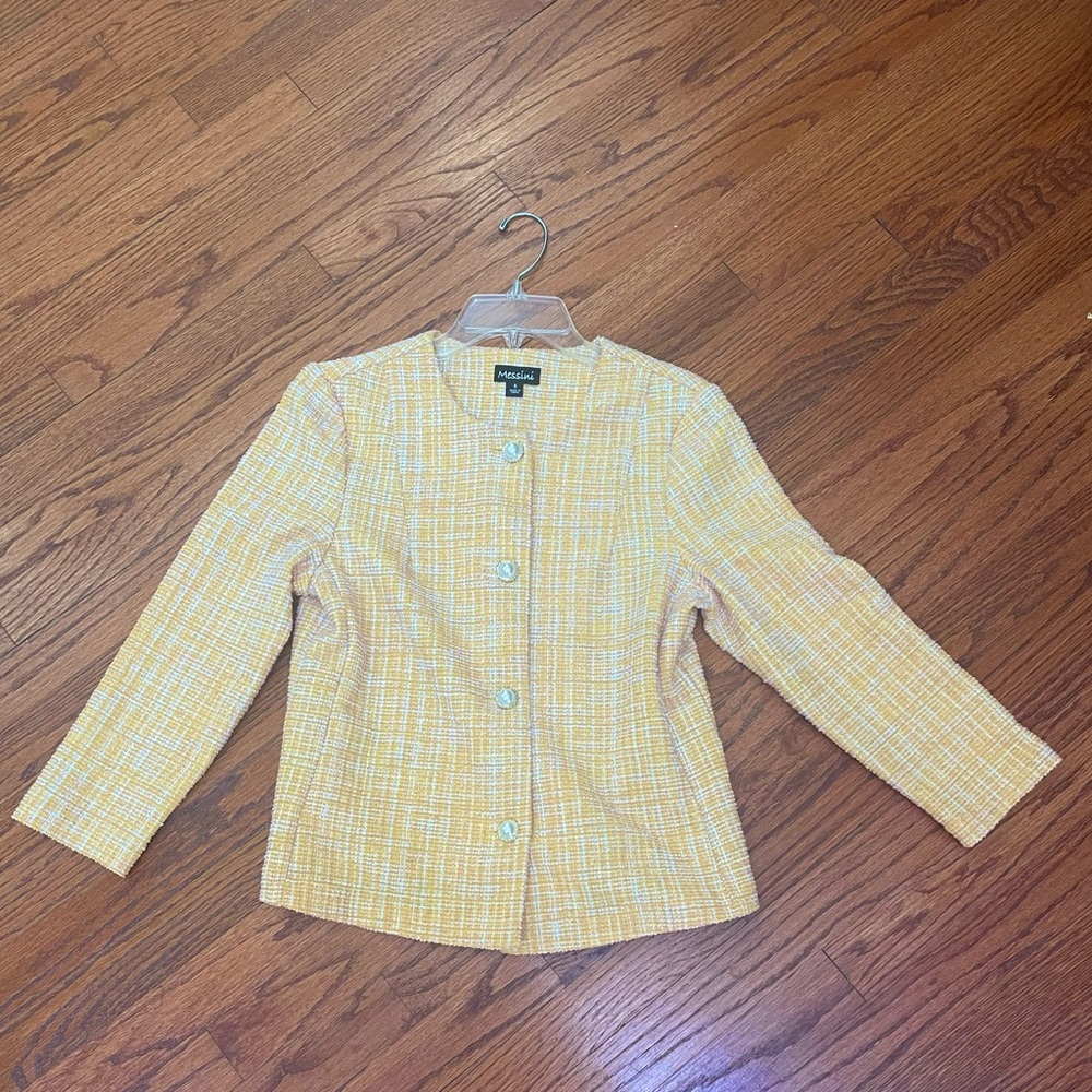 Beautiful blazer shirt